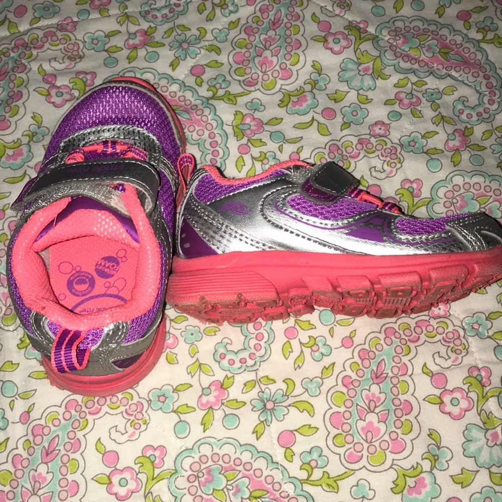 Stride Rite sneakers - Picture 2 of 4